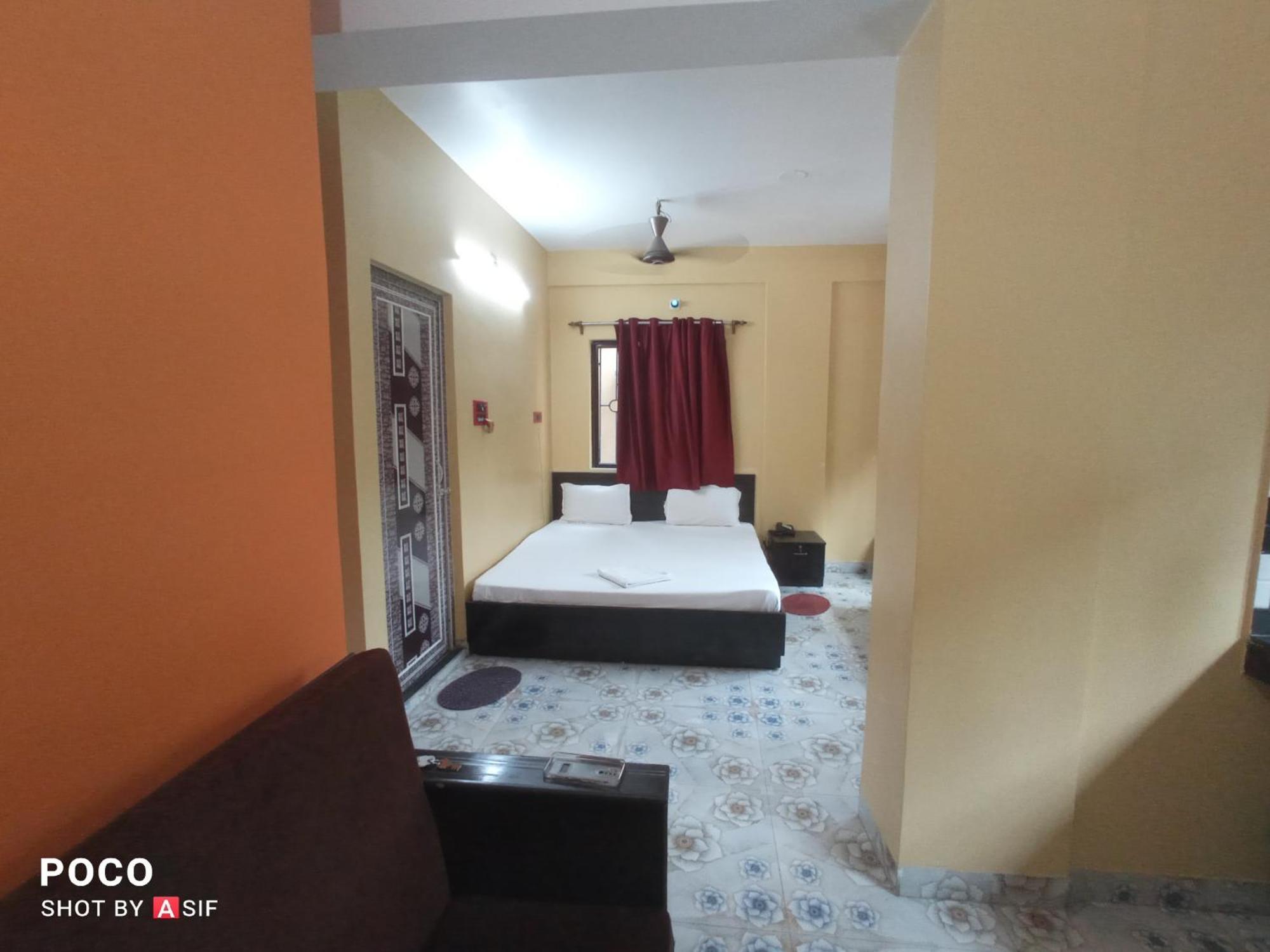 Royal Palace Hotel Bolpur Bagian luar foto